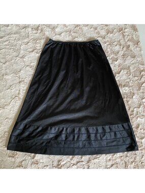 Vintage Womens Medium Nylon Black Slip Skirt USA DuPont Antron 70s 80s Lingerie